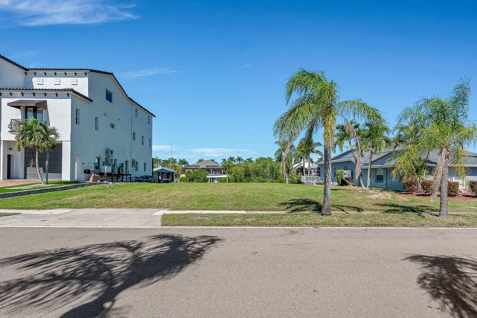 6508 BLACKFIN WAY, Apollo Beach, FL 33572 6508 BLACKFIN WAY, Apollo Beach, FL 33572