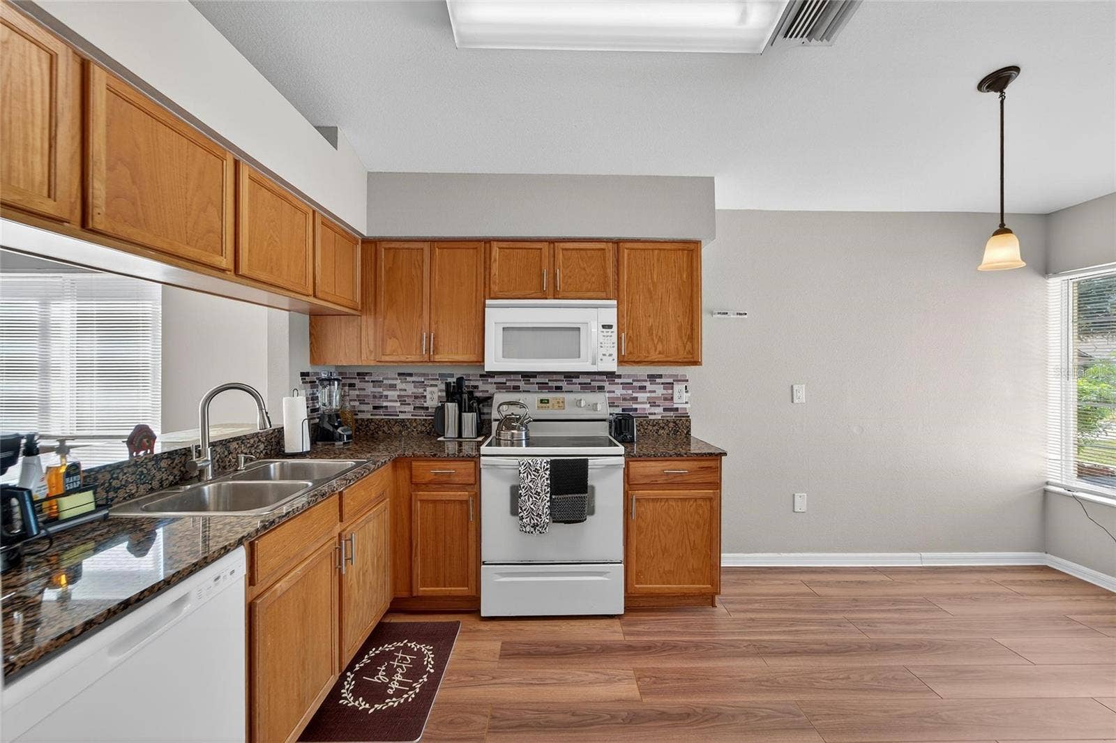 11812 LYNMOOR DRIVE, Riverview, FL 33579