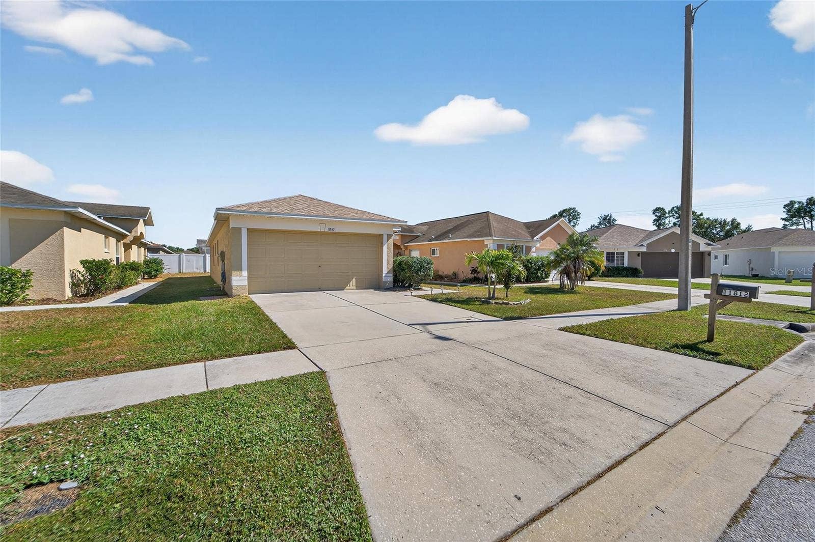 11812 LYNMOOR DRIVE, Riverview, FL 33579
