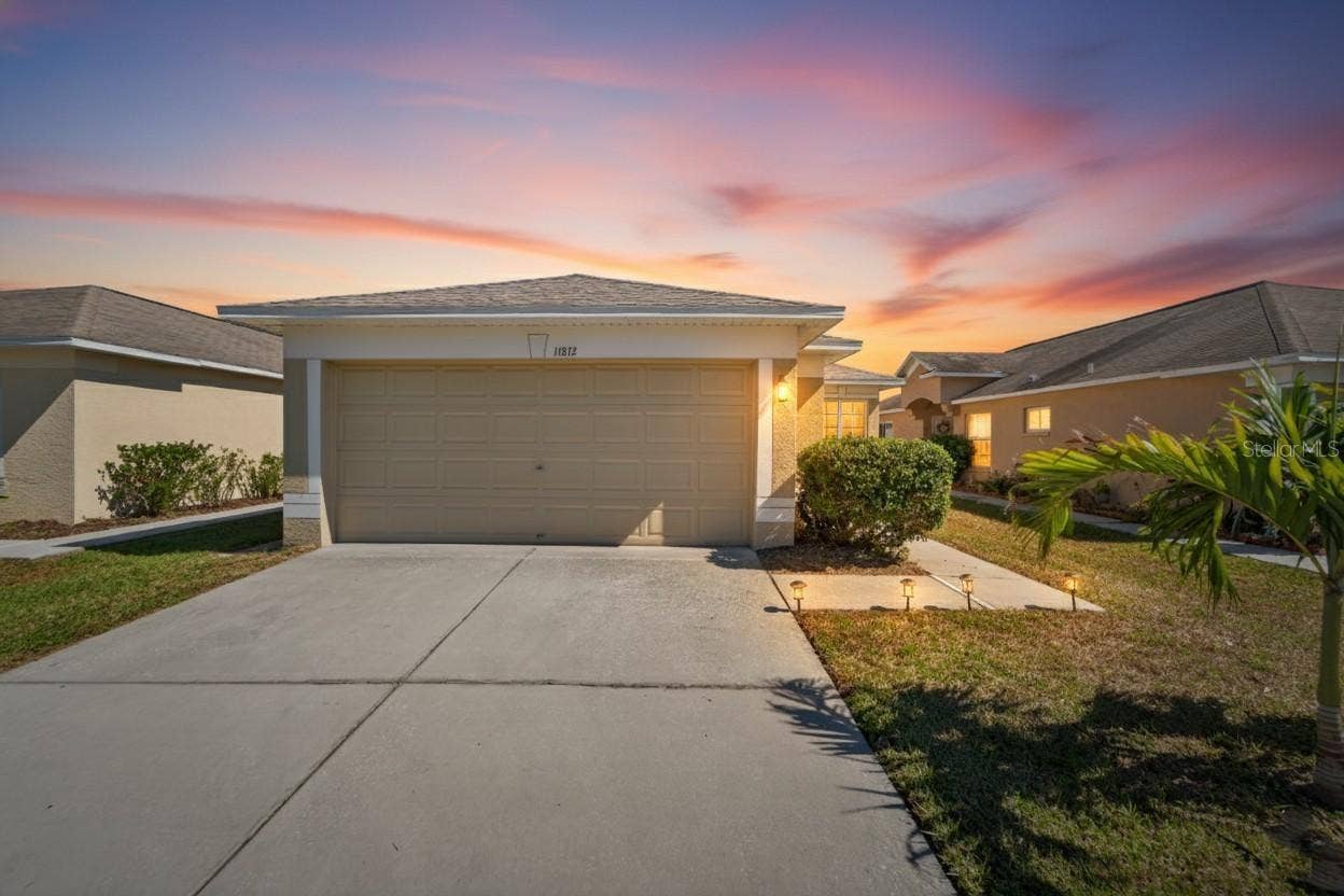11812 LYNMOOR DRIVE, Riverview, FL 33579