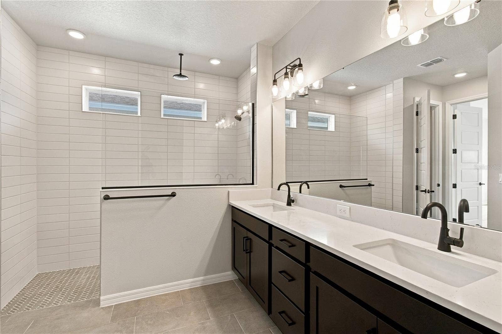 Owner's Bath