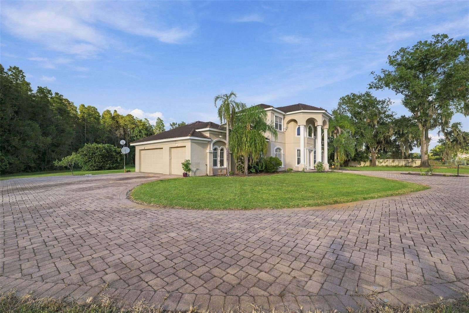 19153 GERACI ROAD, Lutz, FL 33558 19153 GERACI ROAD, Lutz, FL 33558