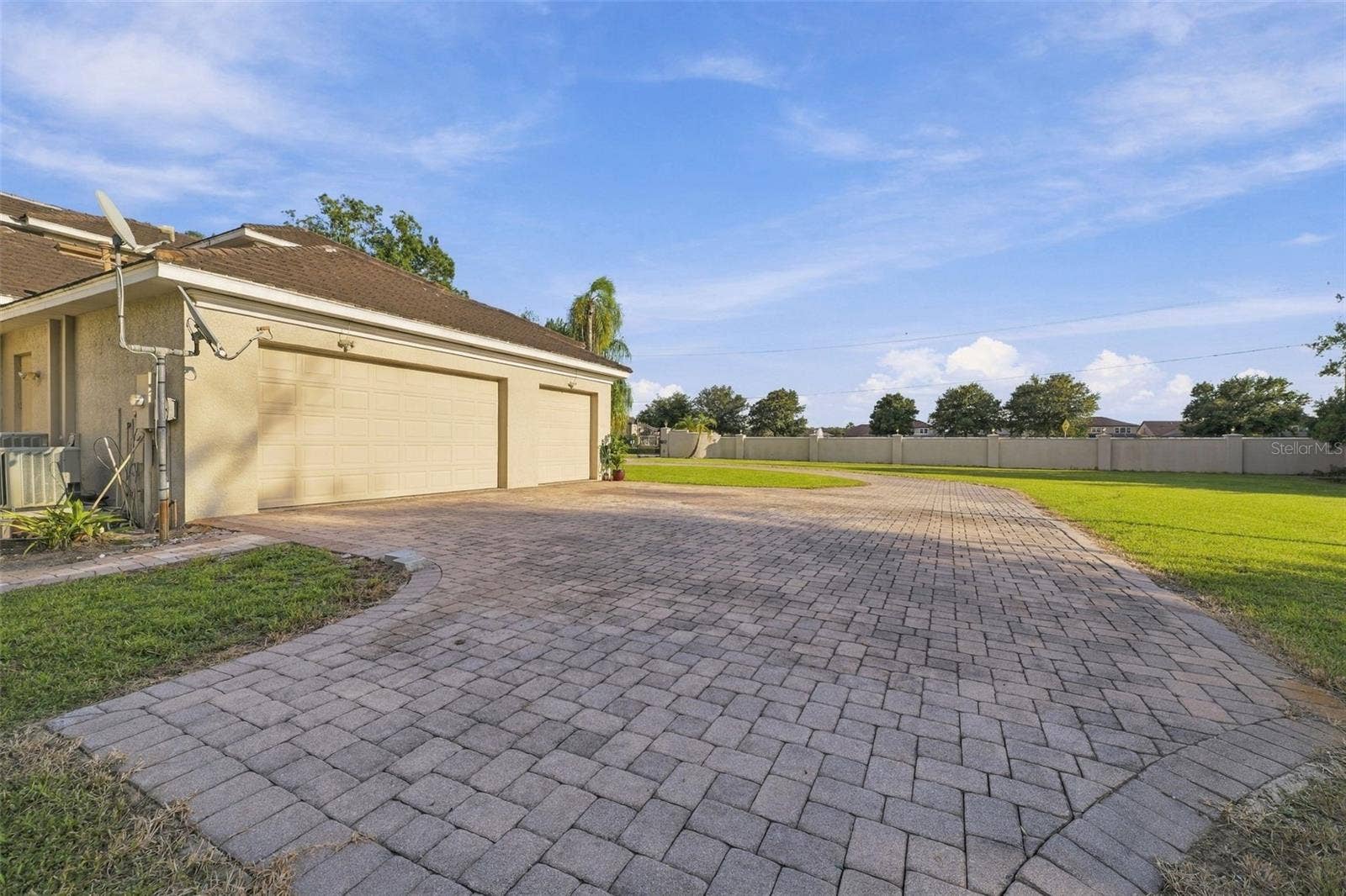 19153 GERACI ROAD, Lutz, FL 33558 19153 GERACI ROAD, Lutz, FL 33558