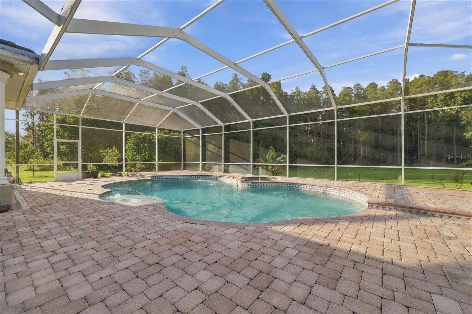 19153 GERACI ROAD, Lutz, FL 33558 19153 GERACI ROAD, Lutz, FL 33558
