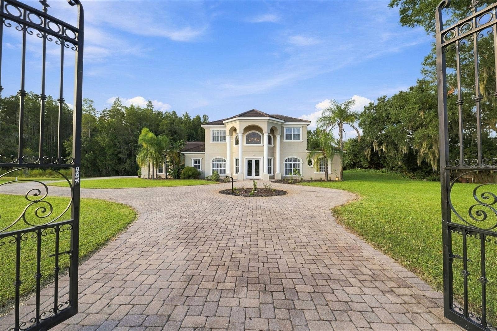 19153 GERACI ROAD, Lutz, FL 33558 19153 GERACI ROAD, Lutz, FL 33558