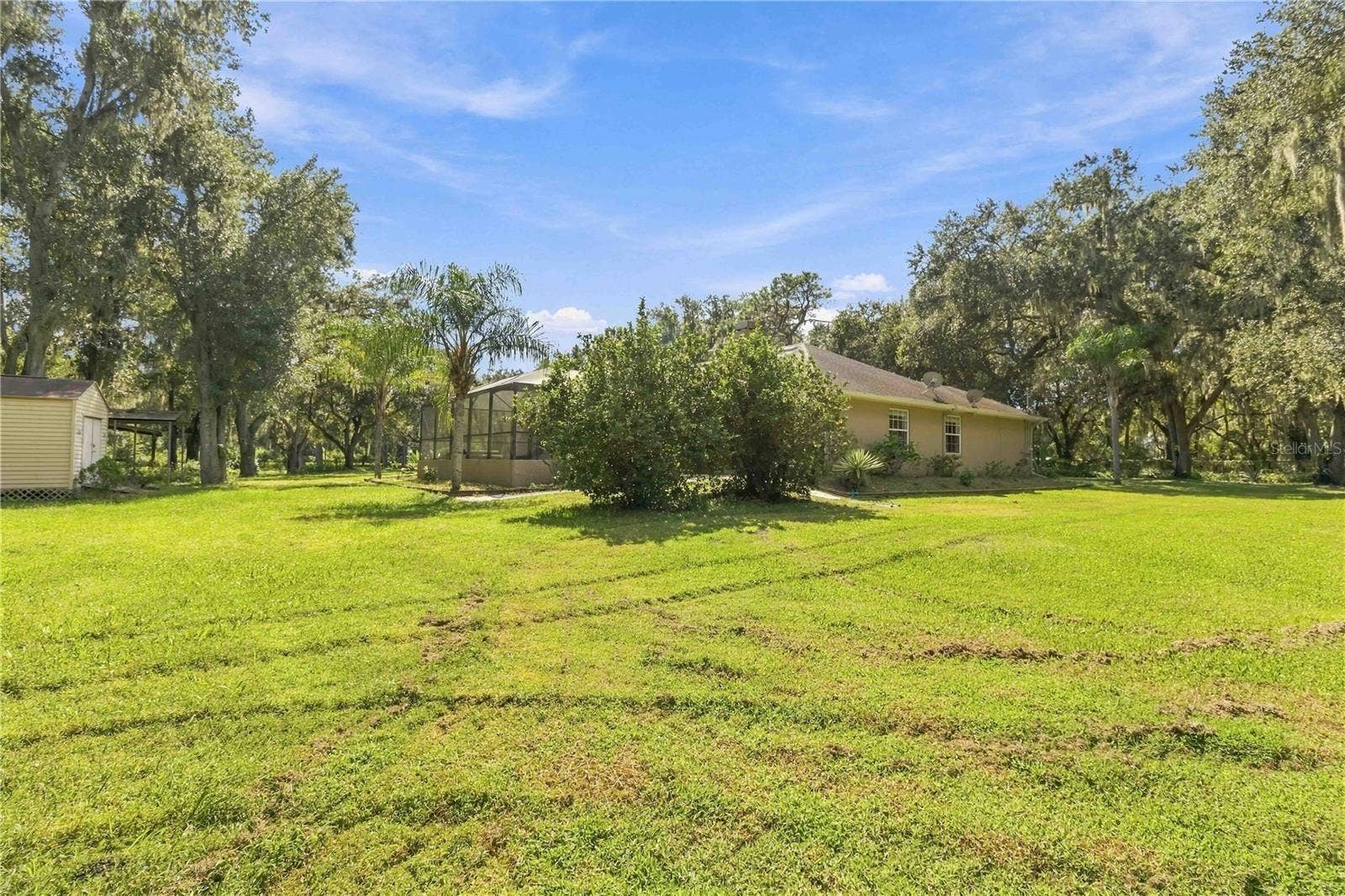 6910 CHARLES HUMPHREY ROAD, Plant City, FL 33565 6910 CHARLES HUMPHREY ROAD, Plant City, FL 33565
