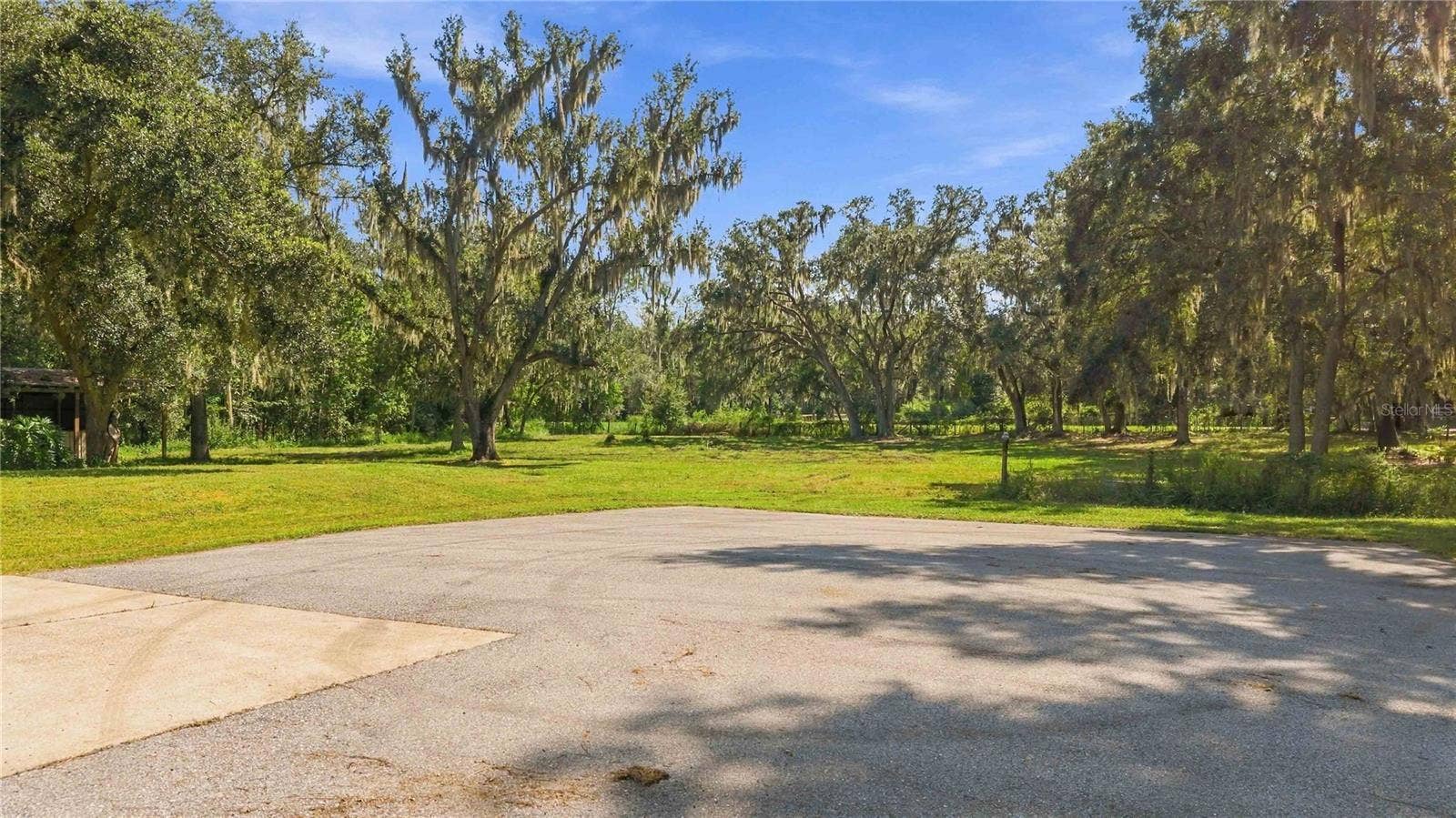 6910 CHARLES HUMPHREY ROAD, Plant City, FL 33565 6910 CHARLES HUMPHREY ROAD, Plant City, FL 33565
