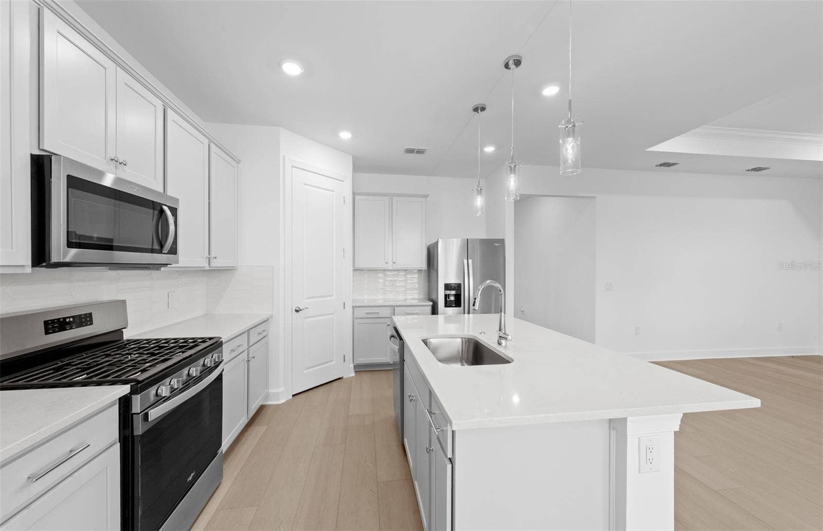 16321 LILLY ELAINE WAY, Bradenton, FL 34212 16321 LILLY ELAINE WAY, Bradenton, FL 34212