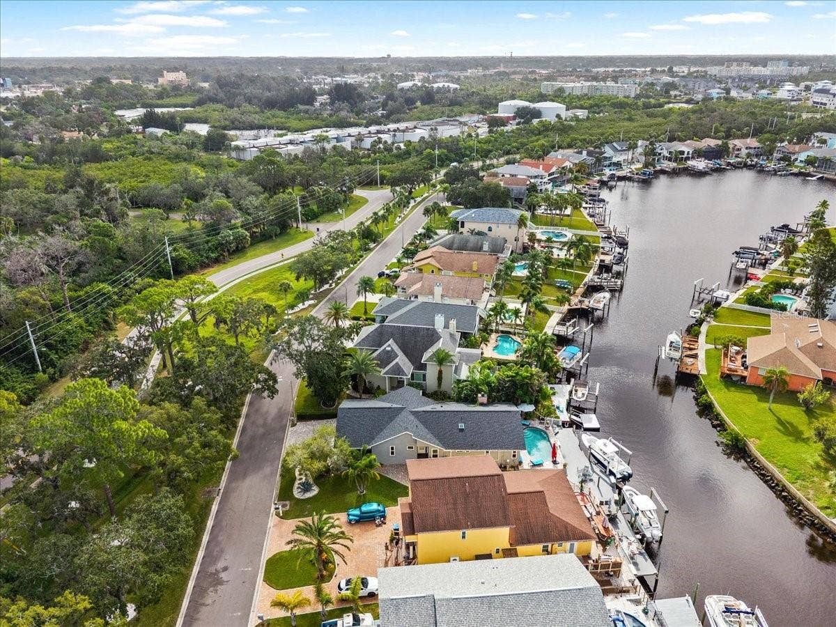 6345 FJORD WAY, New Port Richey, FL 34652