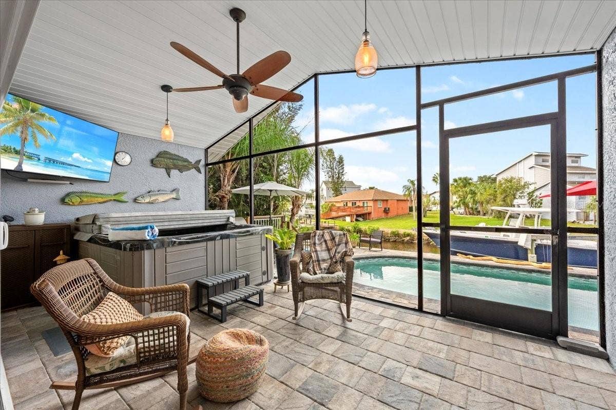 6345 FJORD WAY, New Port Richey, FL 34652