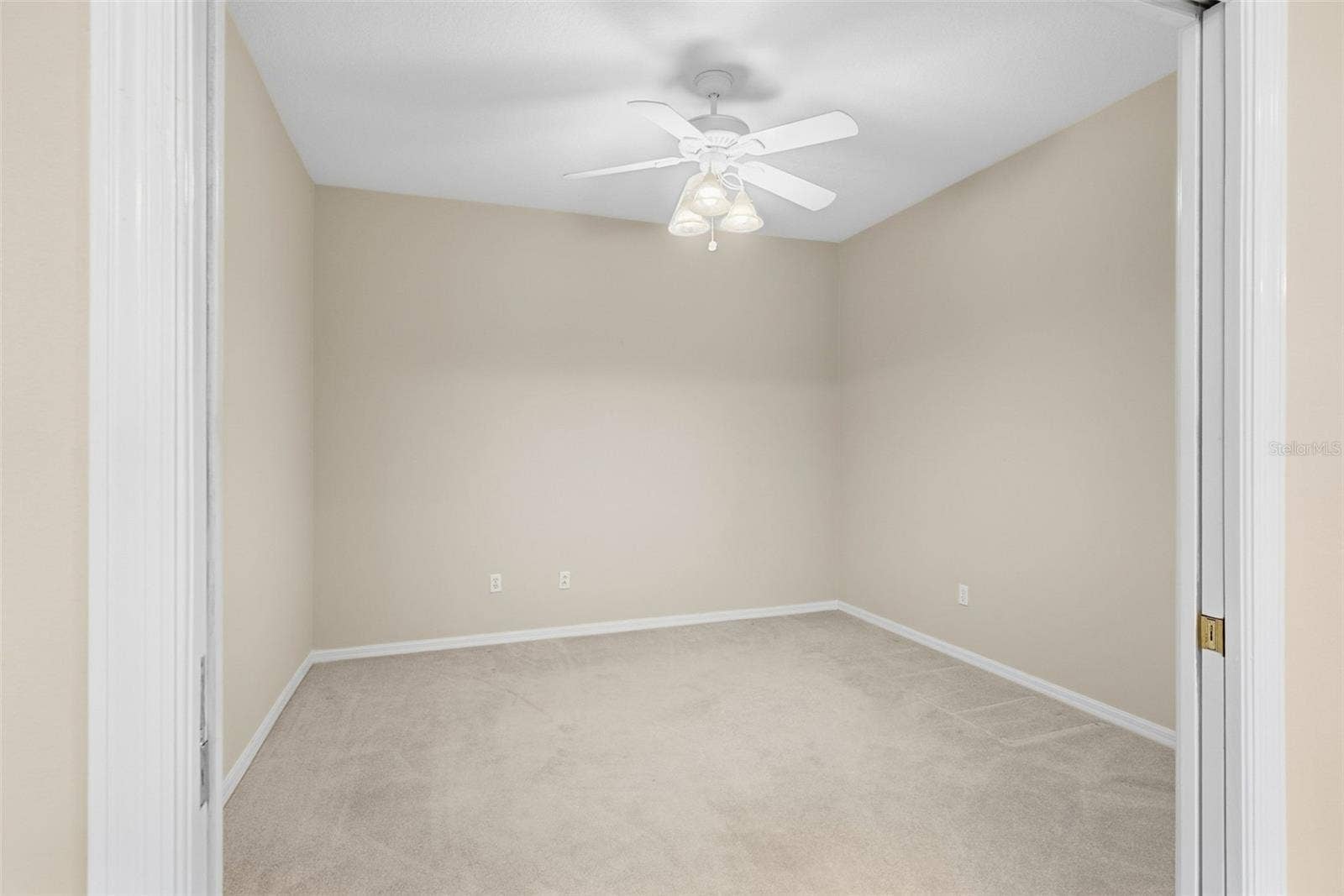 19149 LAKE AUDUBON DRIVE, Tampa, FL 33647 19149 LAKE AUDUBON DRIVE, Tampa, FL 33647