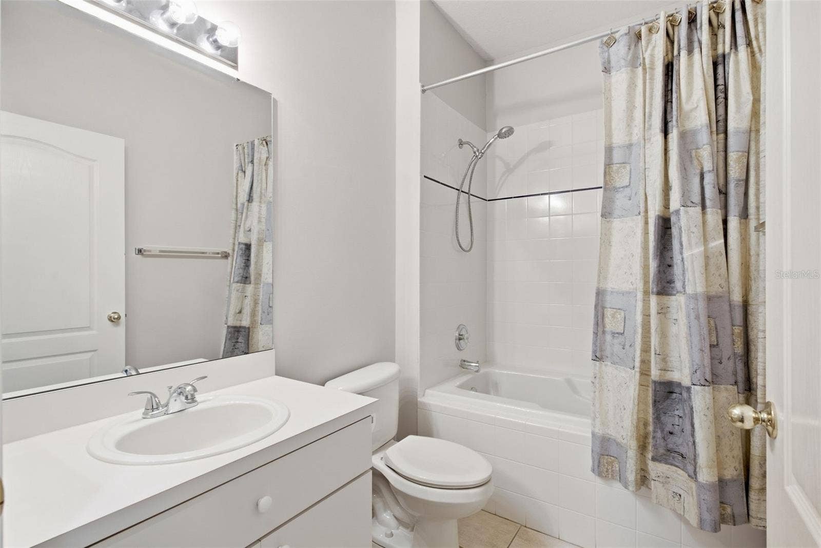 19149 LAKE AUDUBON DRIVE, Tampa, FL 33647 19149 LAKE AUDUBON DRIVE, Tampa, FL 33647