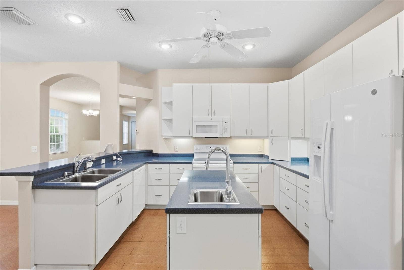 19149 LAKE AUDUBON DRIVE, Tampa, FL 33647 19149 LAKE AUDUBON DRIVE, Tampa, FL 33647