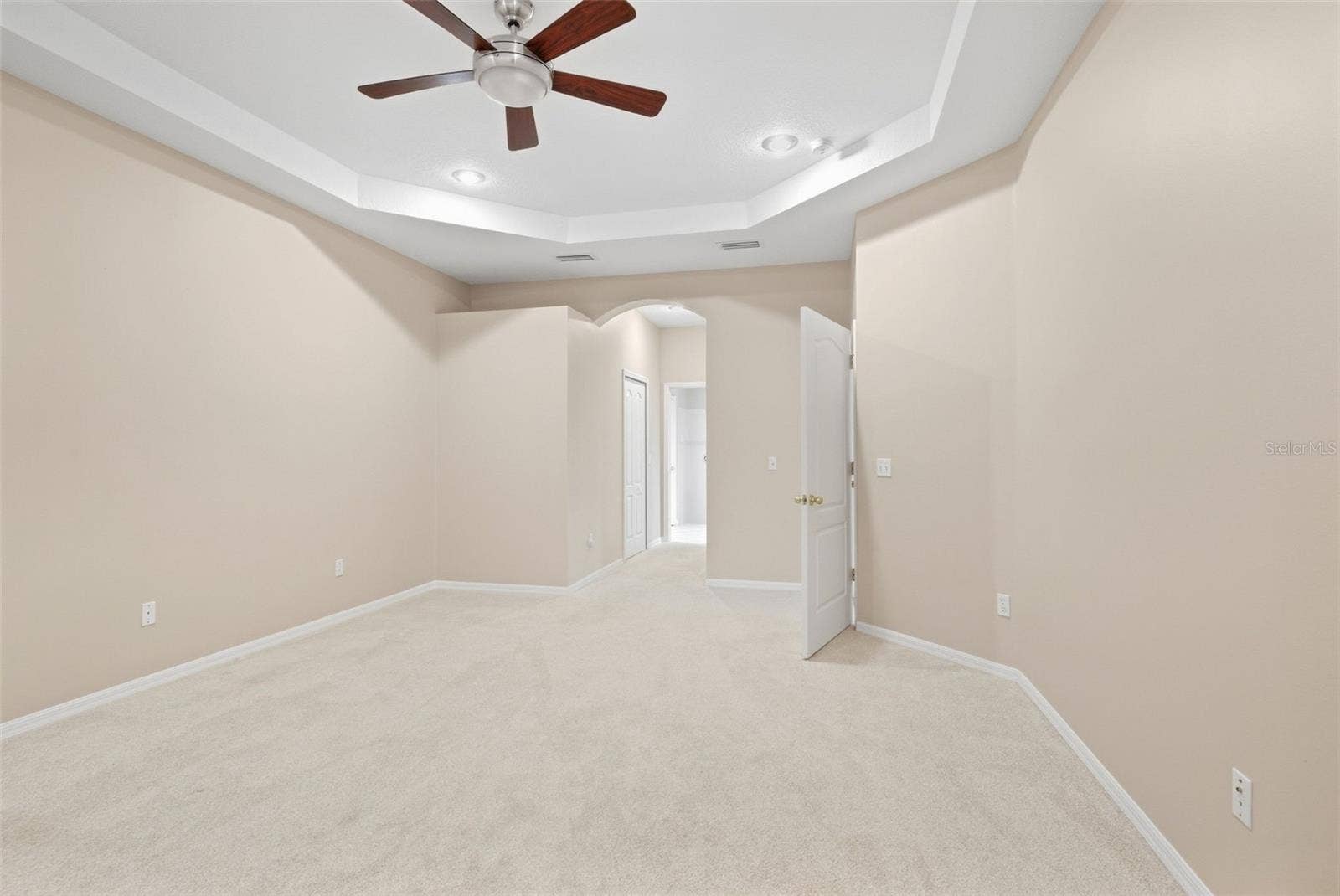19149 LAKE AUDUBON DRIVE, Tampa, FL 33647 19149 LAKE AUDUBON DRIVE, Tampa, FL 33647