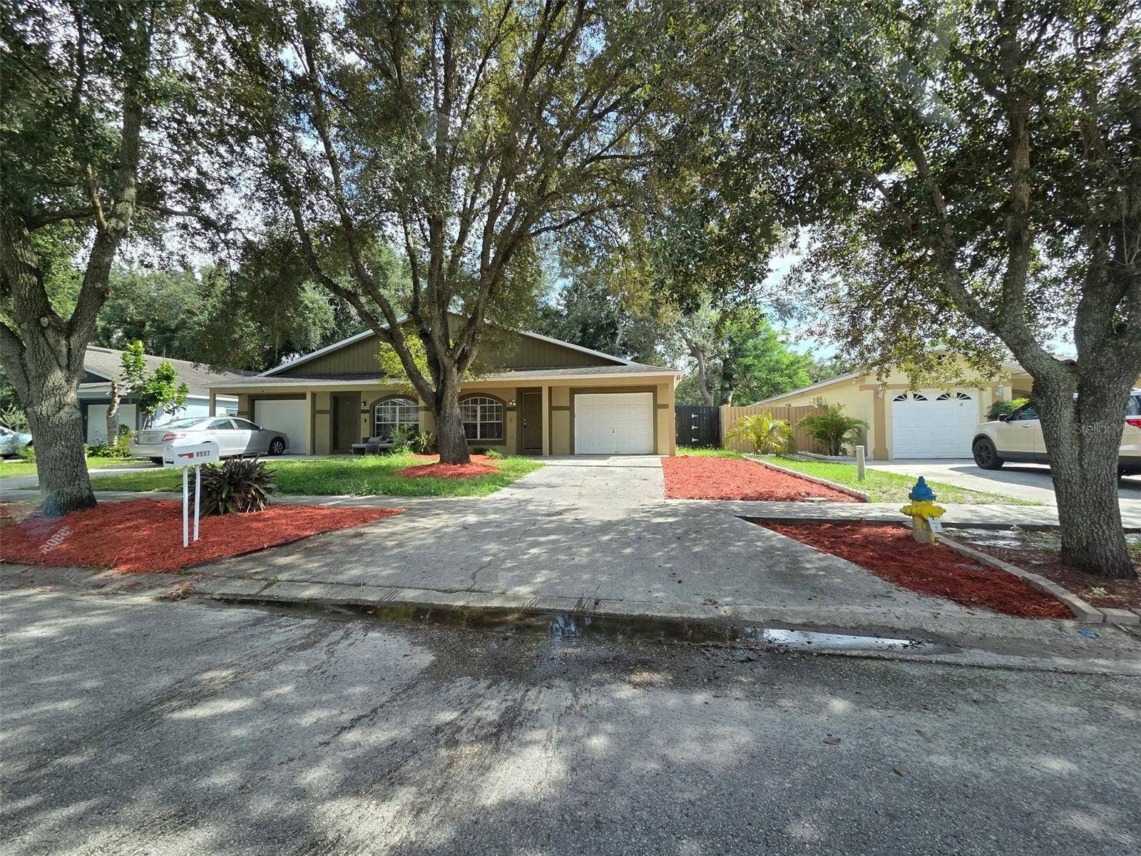 8507 N HYALEAH ROAD, Tampa, FL 33617 8507 N HYALEAH ROAD, Tampa, FL 33617