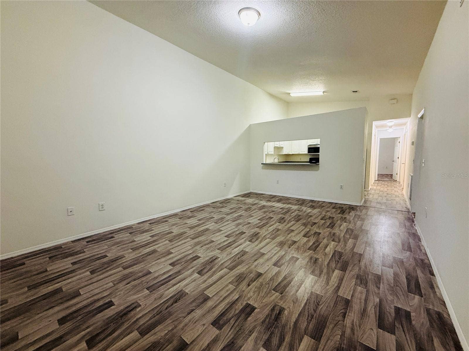 8507 N HYALEAH ROAD, Tampa, FL 33617 8507 N HYALEAH ROAD, Tampa, FL 33617