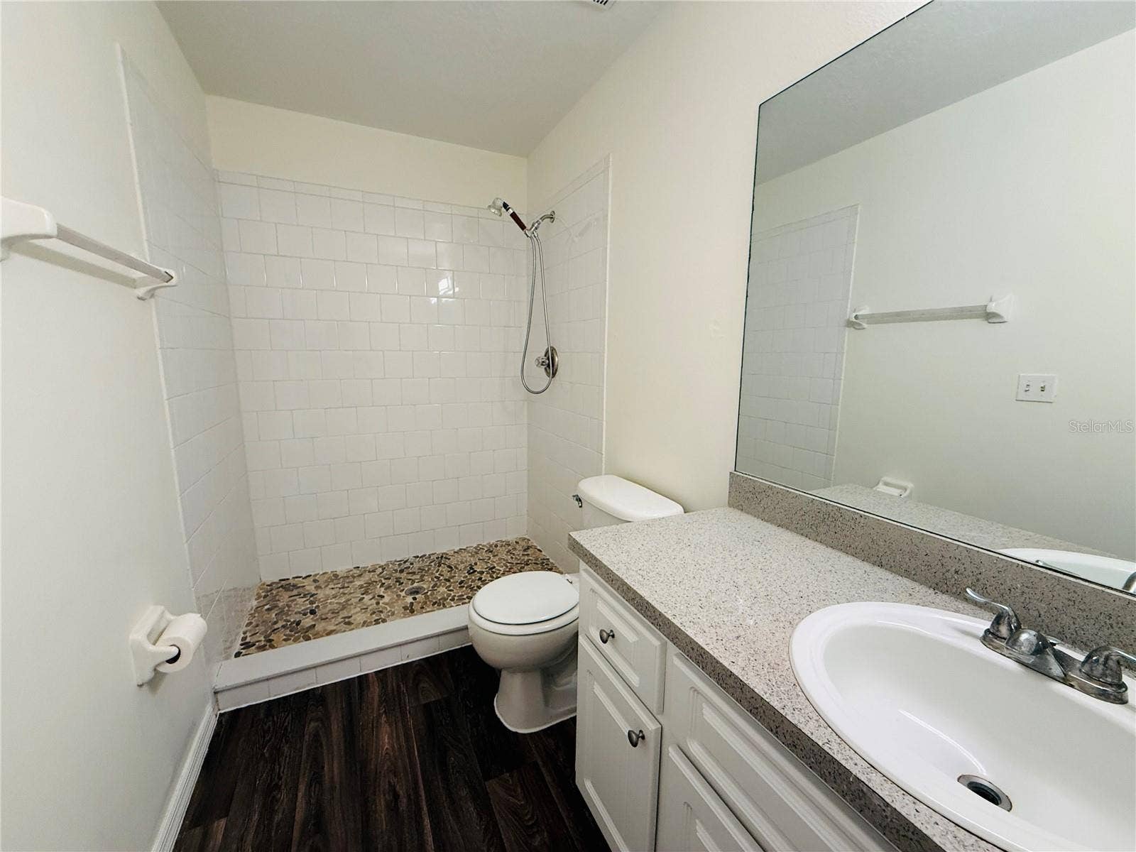 8507 N HYALEAH ROAD, Tampa, FL 33617 8507 N HYALEAH ROAD, Tampa, FL 33617