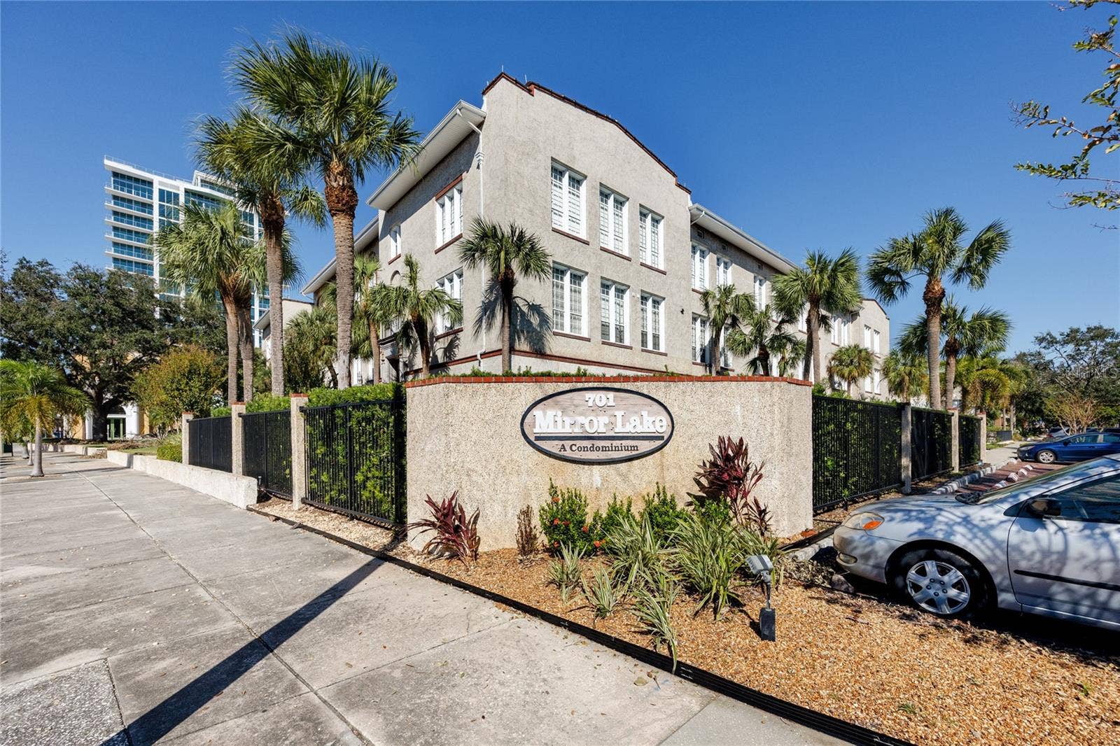 701 MIRROR LAKE DRIVE N, #206, St Petersburg, FL 33701 701 MIRROR LAKE DRIVE N, #206, St Petersburg, FL 33701