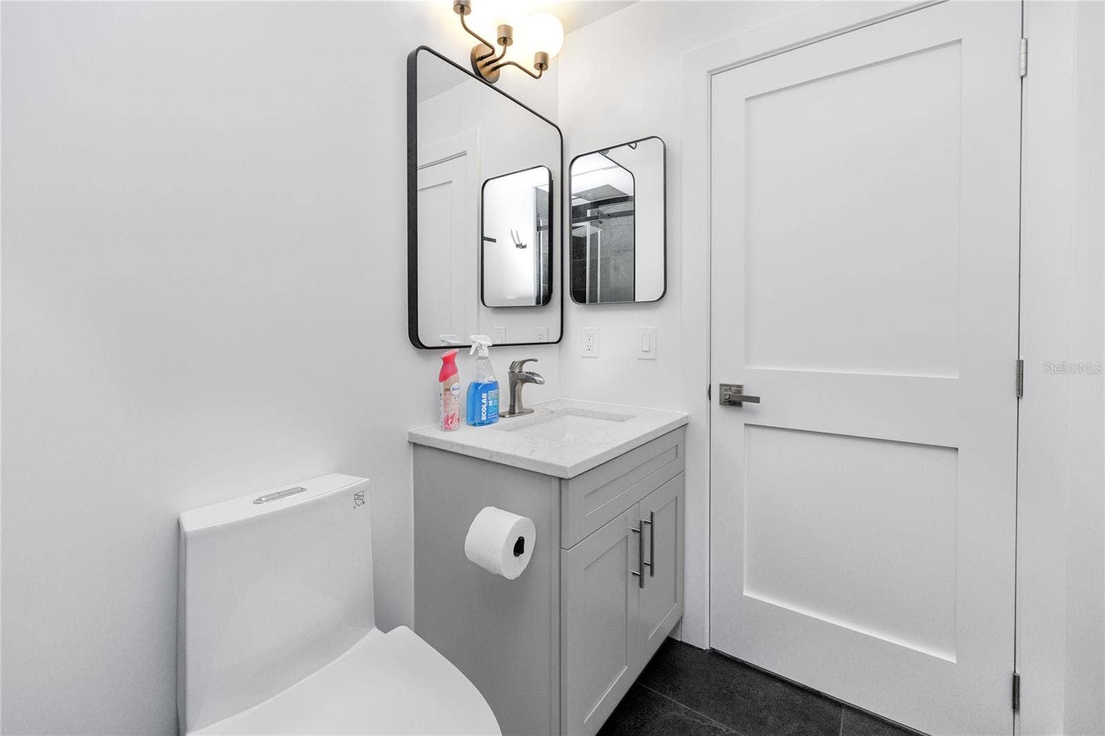 701 MIRROR LAKE DRIVE N, #206, St Petersburg, FL 33701 701 MIRROR LAKE DRIVE N, #206, St Petersburg, FL 33701