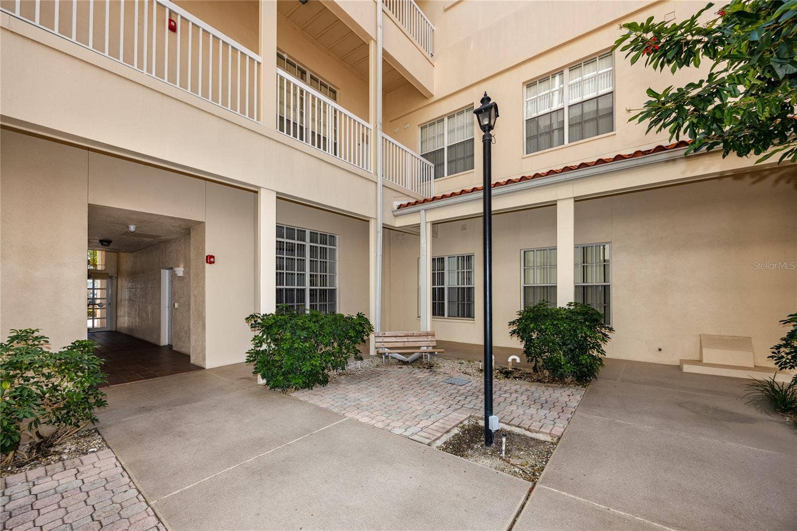 701 MIRROR LAKE DRIVE N, #206, St Petersburg, FL 33701 701 MIRROR LAKE DRIVE N, #206, St Petersburg, FL 33701