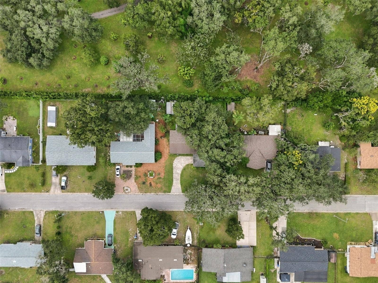 8010 SHARON DRIVE, Tampa, FL 33617