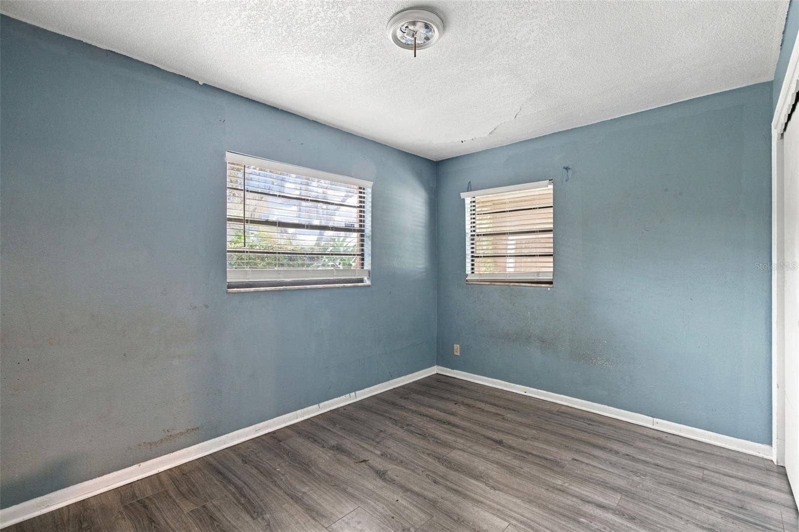 8010 SHARON DRIVE, Tampa, FL 33617