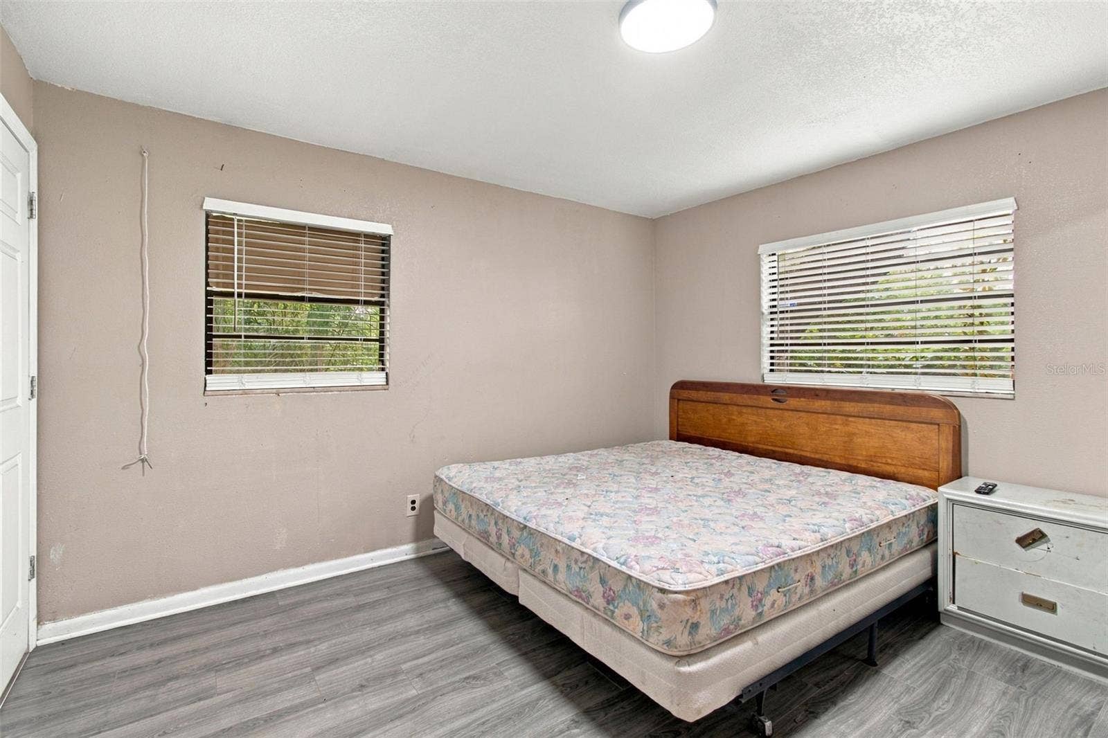 8010 SHARON DRIVE, Tampa, FL 33617