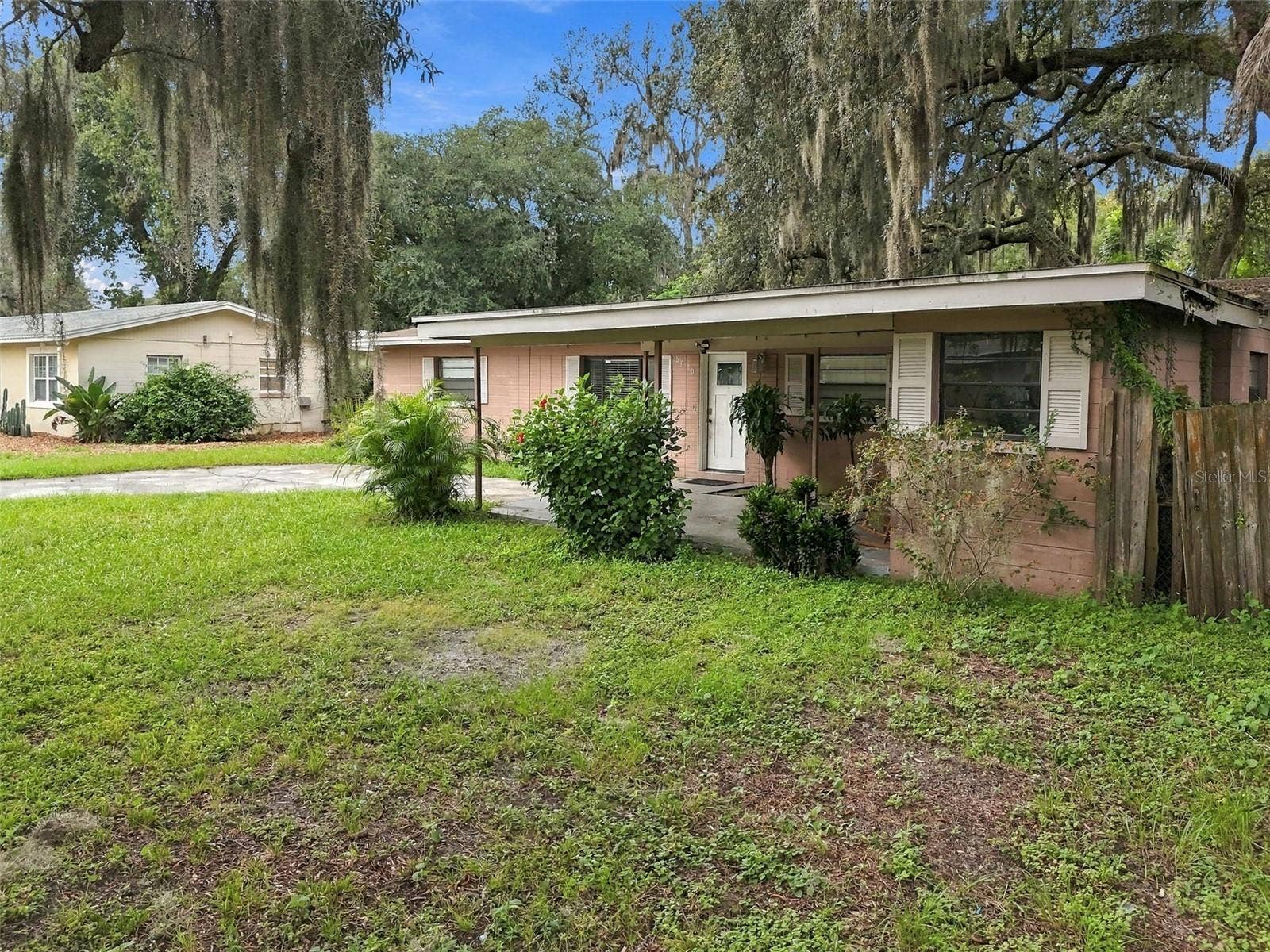 8010 SHARON DRIVE, Tampa, FL 33617