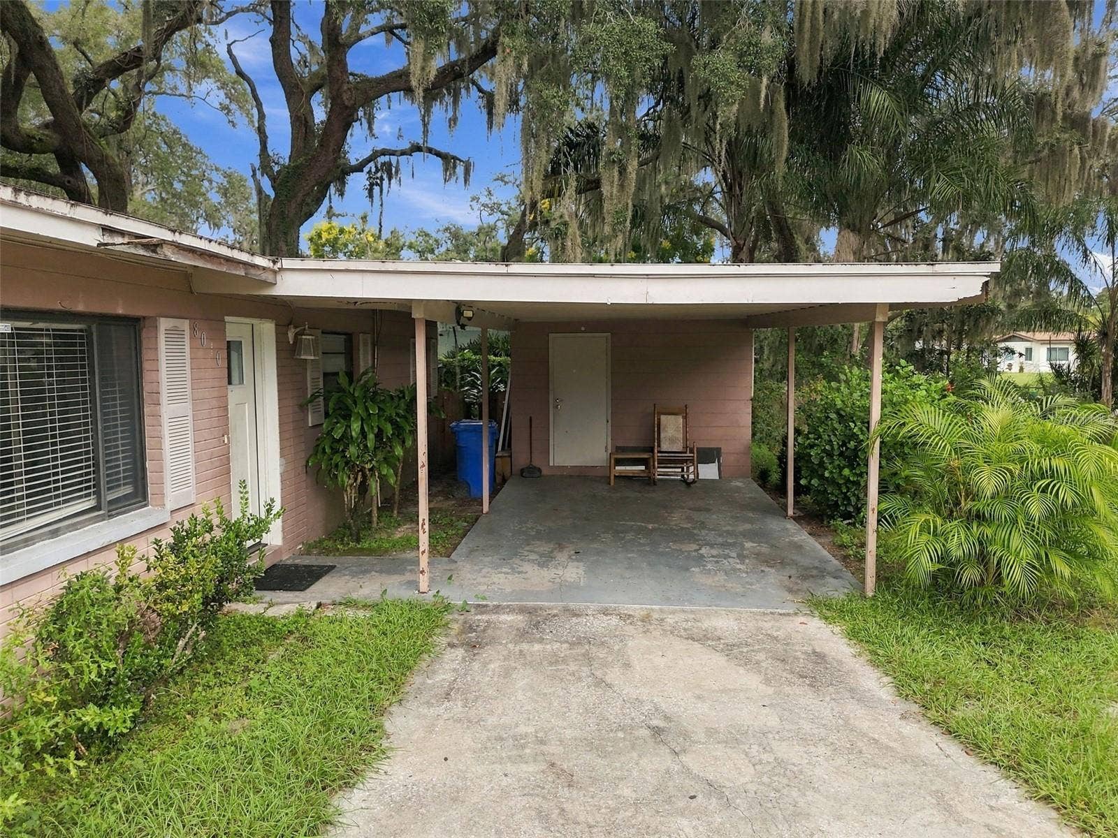 8010 SHARON DRIVE, Tampa, FL 33617