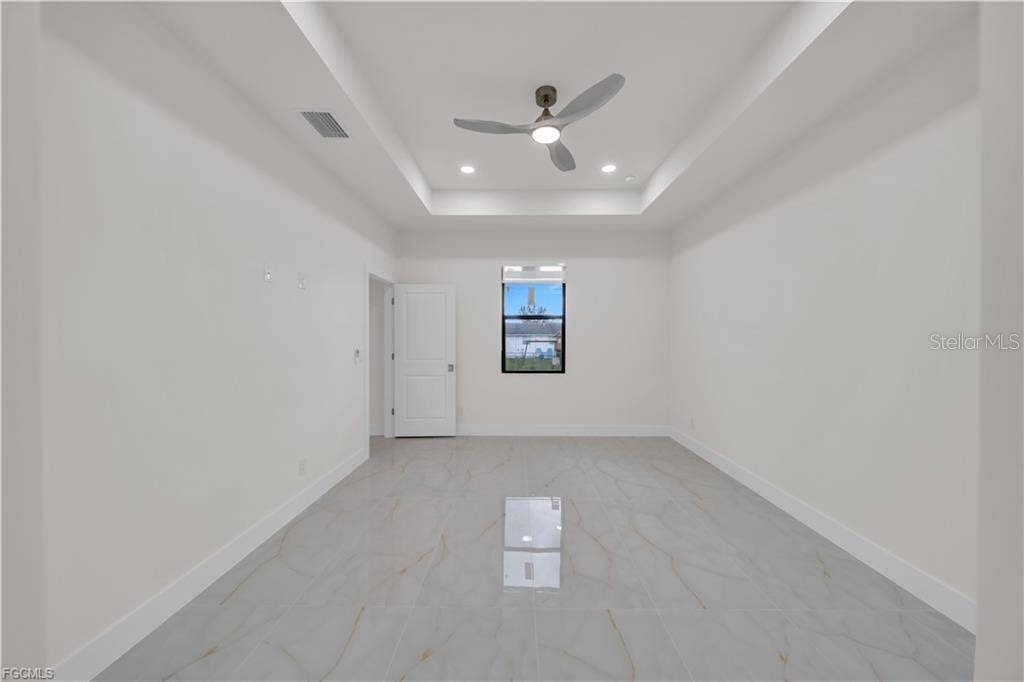 1909 NE 19TH PL, Cape Coral, FL 33909