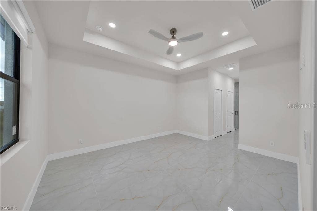 1909 NE 19TH PL, Cape Coral, FL 33909
