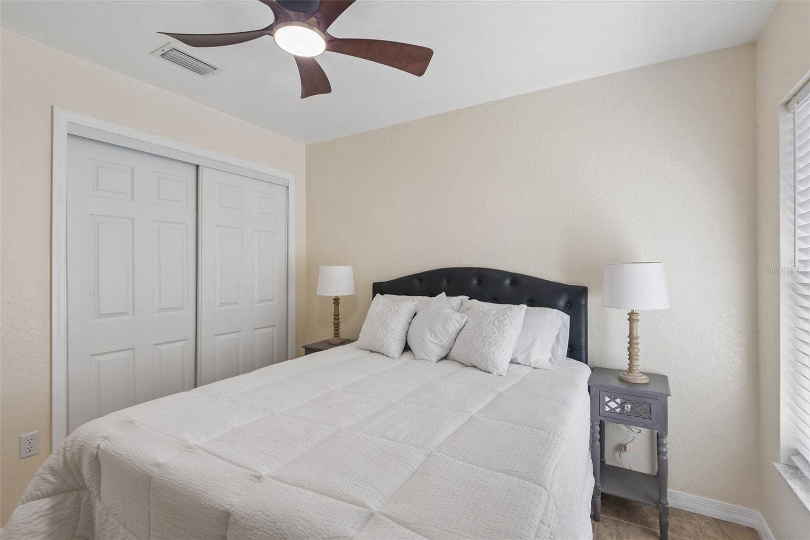 1866 BETTY LANE, Clearwater, FL 33755