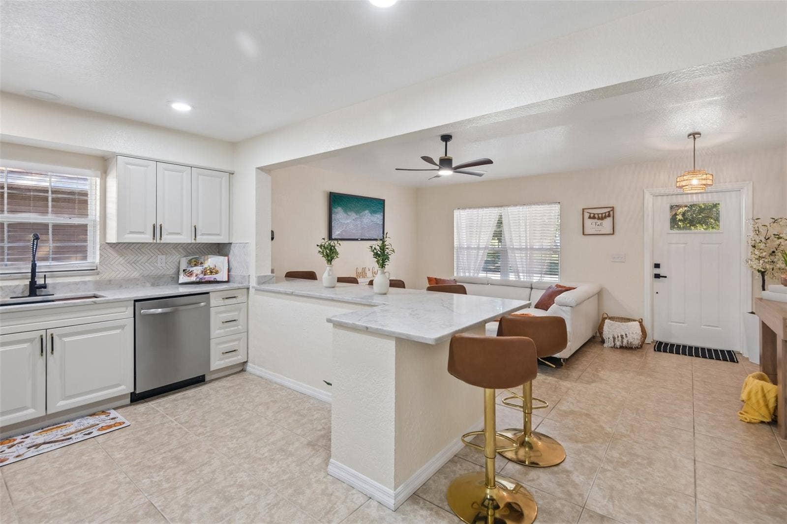 1866 BETTY LANE, Clearwater, FL 33755