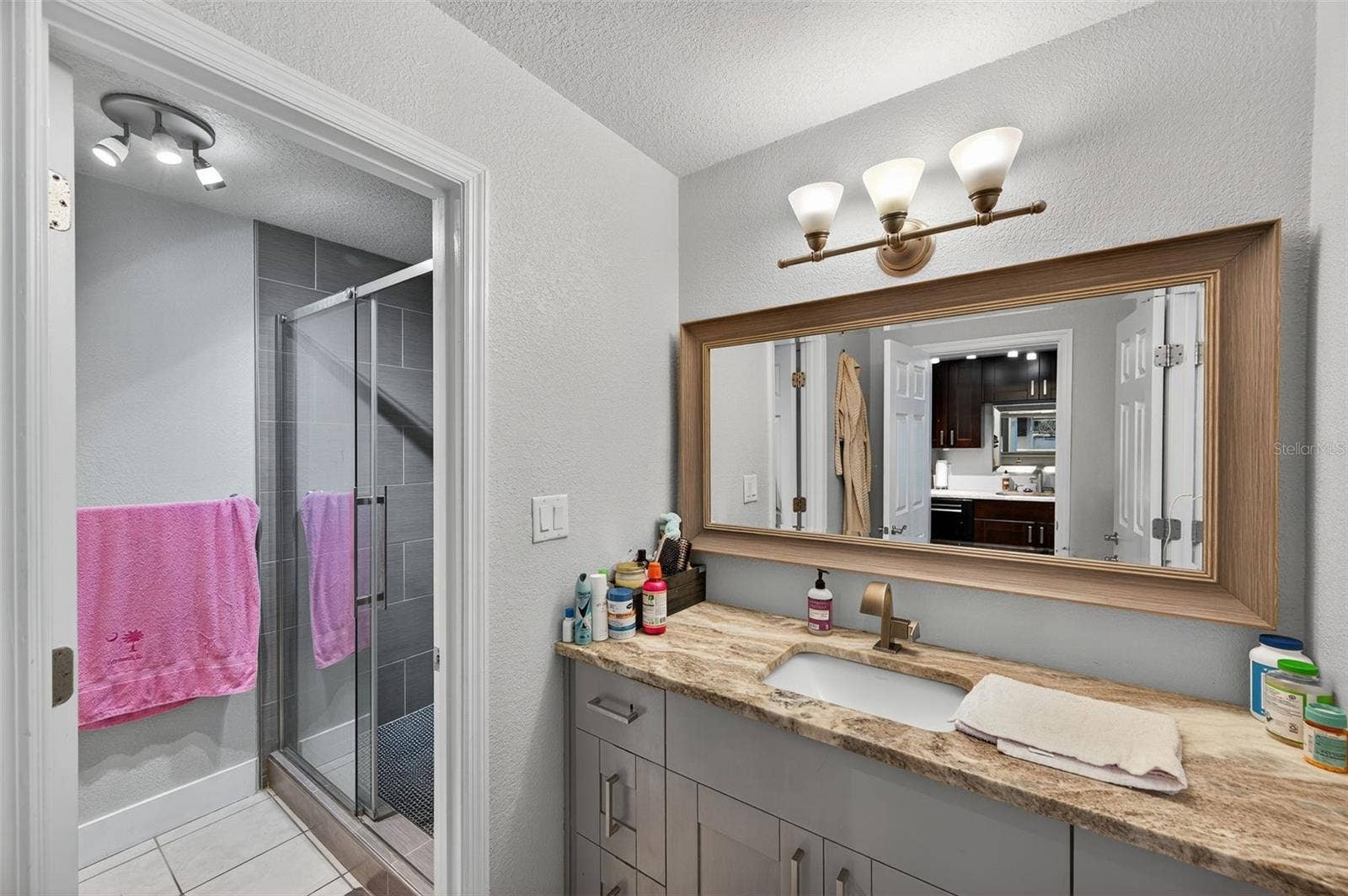 4924 BEACH DRIVE SE, #F, St Petersburg, FL 33705