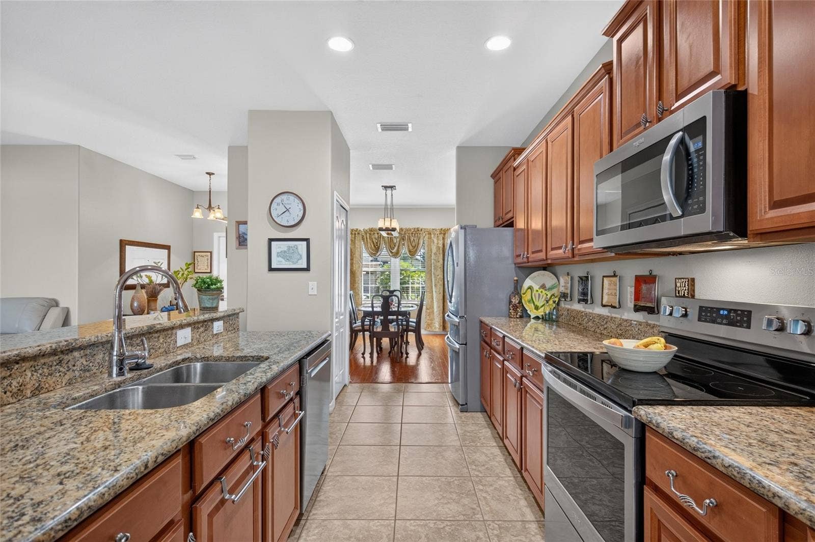13113 GRAHAM YARDEN DRIVE, Riverview, FL 33579 Kitchen