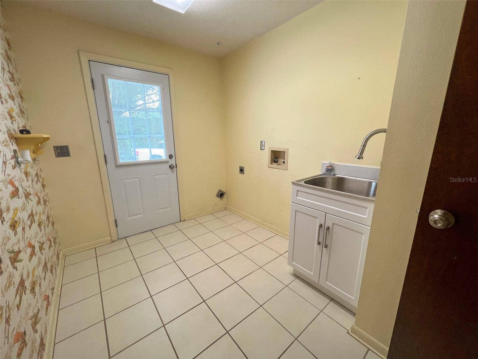 8536 CESSNA DRIVE, New Port Richey, FL 34654