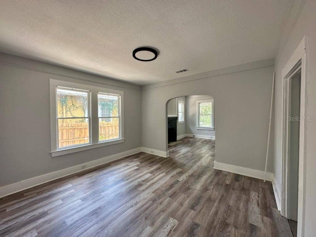 1021 E CAYUGA STREET, Tampa, FL 33603