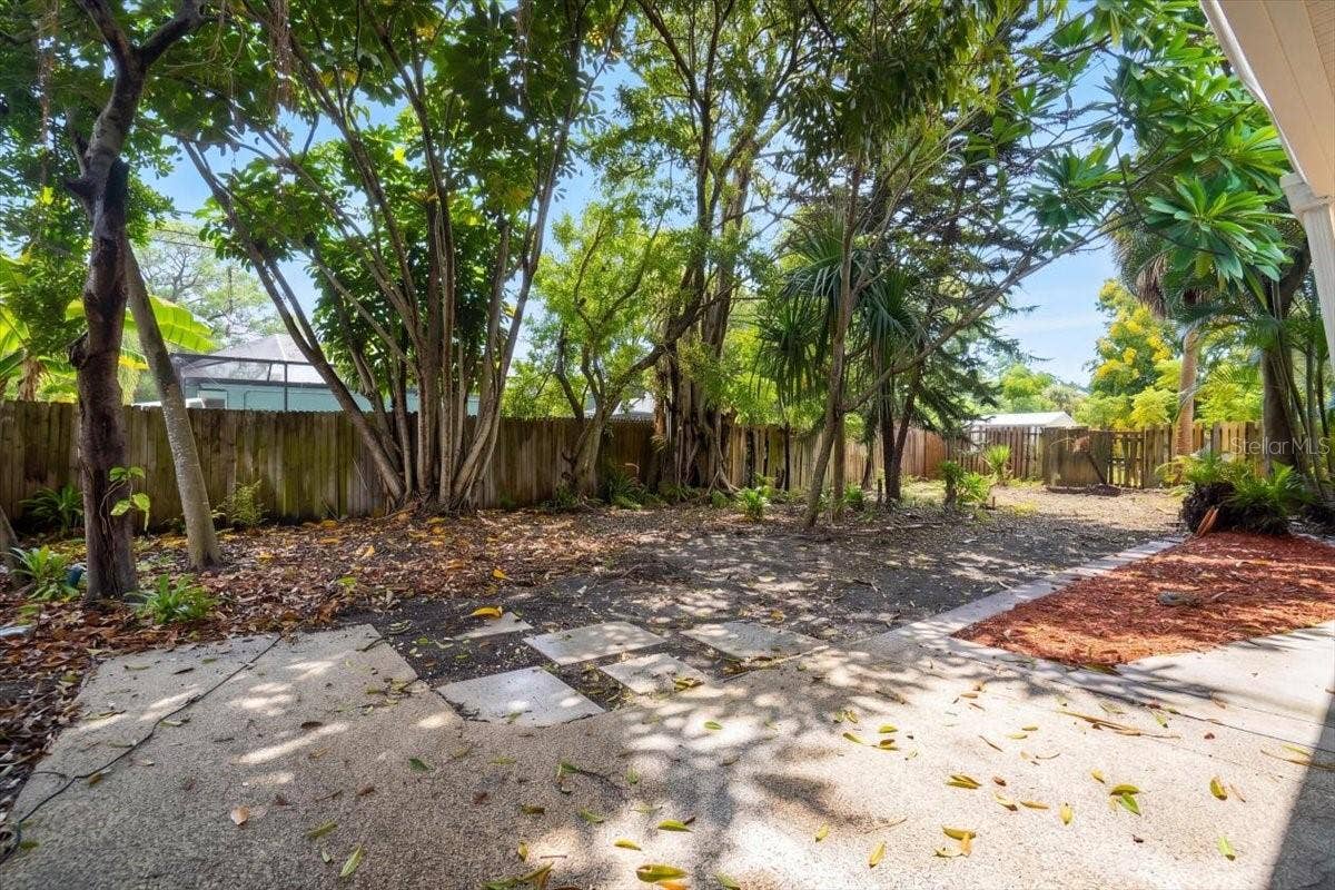 6810 DR MARTIN LUTHER KING JR STREET N, St Petersburg, FL 33702