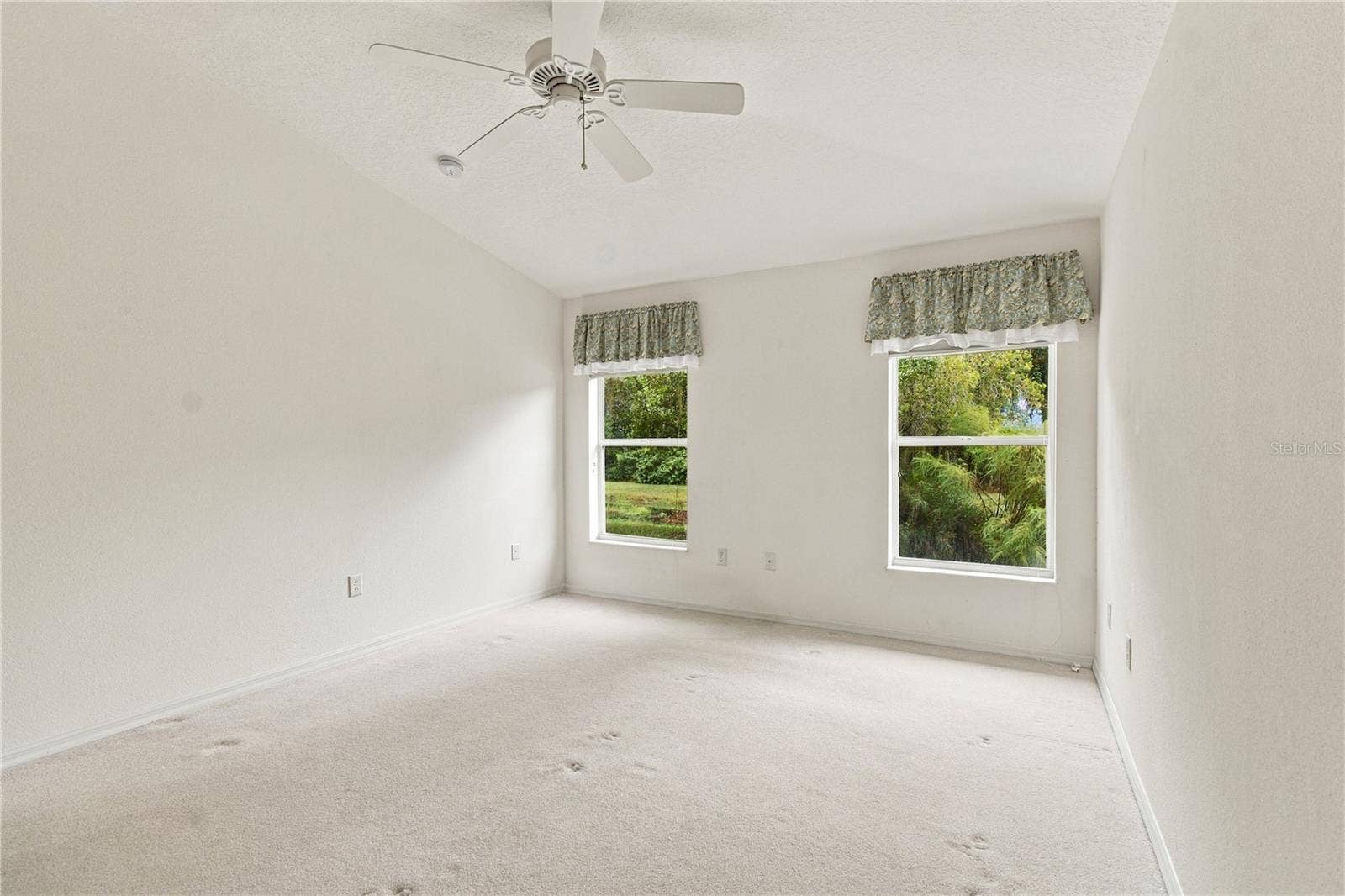 11508 BLOOMINGTON COURT, New Port Richey, FL 34654