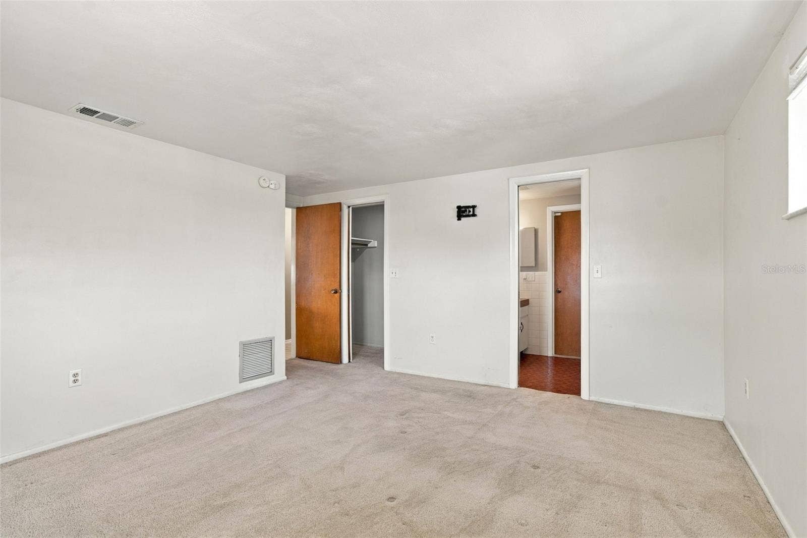 9520 GLEN MOOR LANE, Port Richey, FL 34668 9520 GLEN MOOR LANE, Port Richey, FL 34668