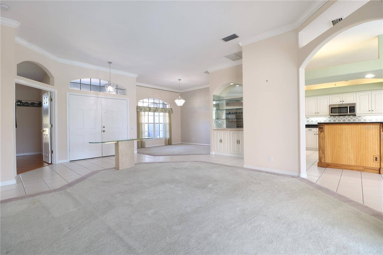 5829 CARRIAGE DRIVE, Sarasota, FL 34243 5829 CARRIAGE DRIVE, Sarasota, FL 34243