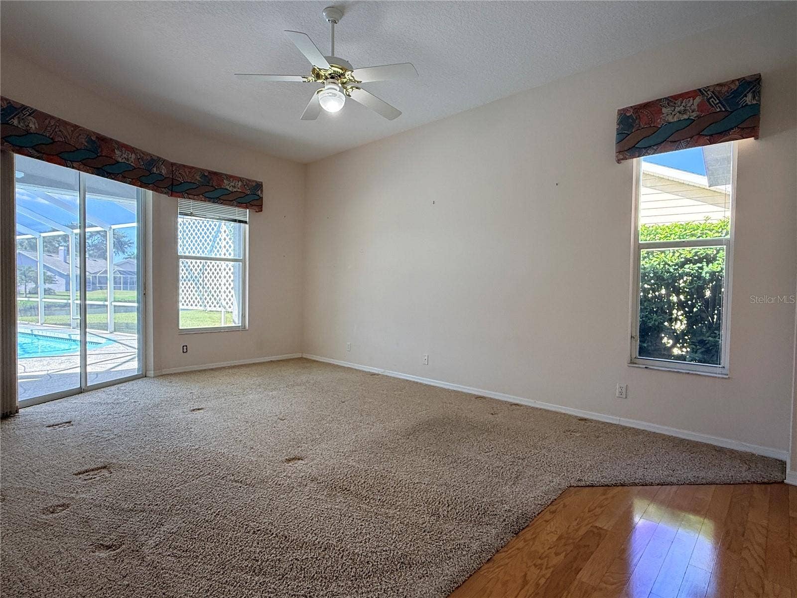 5829 CARRIAGE DRIVE, Sarasota, FL 34243 5829 CARRIAGE DRIVE, Sarasota, FL 34243