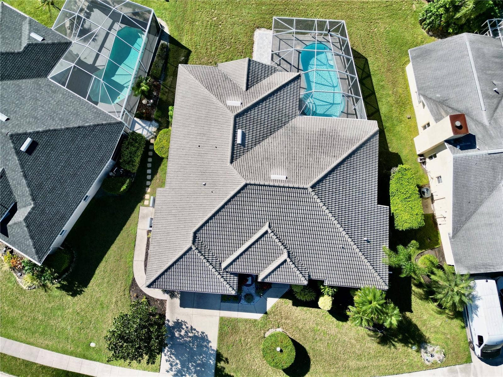 5829 CARRIAGE DRIVE, Sarasota, FL 34243 5829 CARRIAGE DRIVE, Sarasota, FL 34243