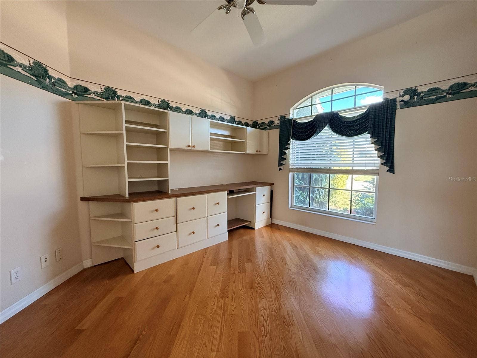 5829 CARRIAGE DRIVE, Sarasota, FL 34243 5829 CARRIAGE DRIVE, Sarasota, FL 34243