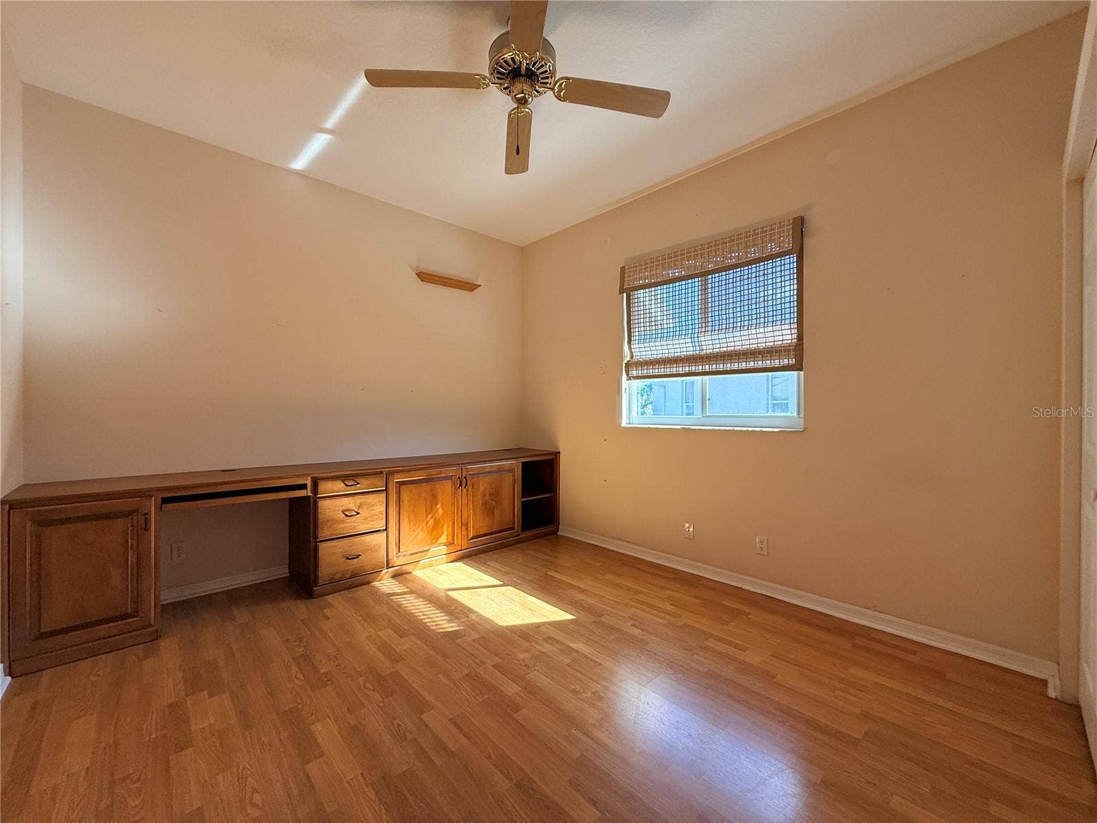 5829 CARRIAGE DRIVE, Sarasota, FL 34243 5829 CARRIAGE DRIVE, Sarasota, FL 34243