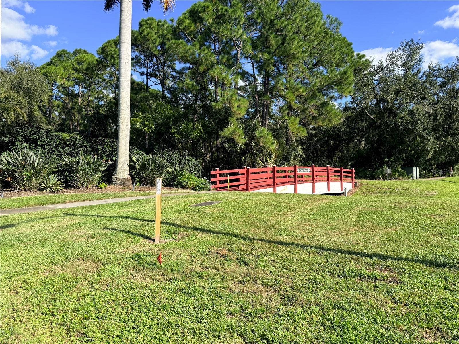 5829 CARRIAGE DRIVE, Sarasota, FL 34243 Mote Ranch Enterence