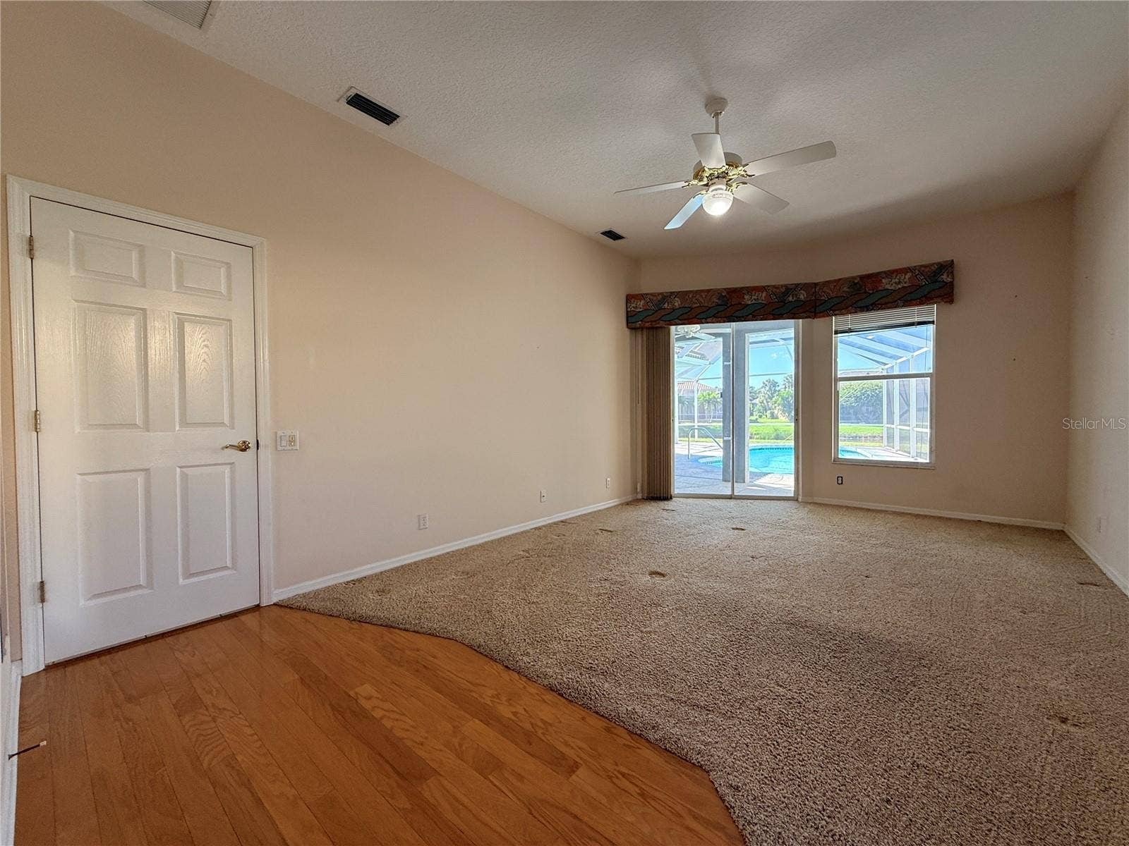 5829 CARRIAGE DRIVE, Sarasota, FL 34243 5829 CARRIAGE DRIVE, Sarasota, FL 34243