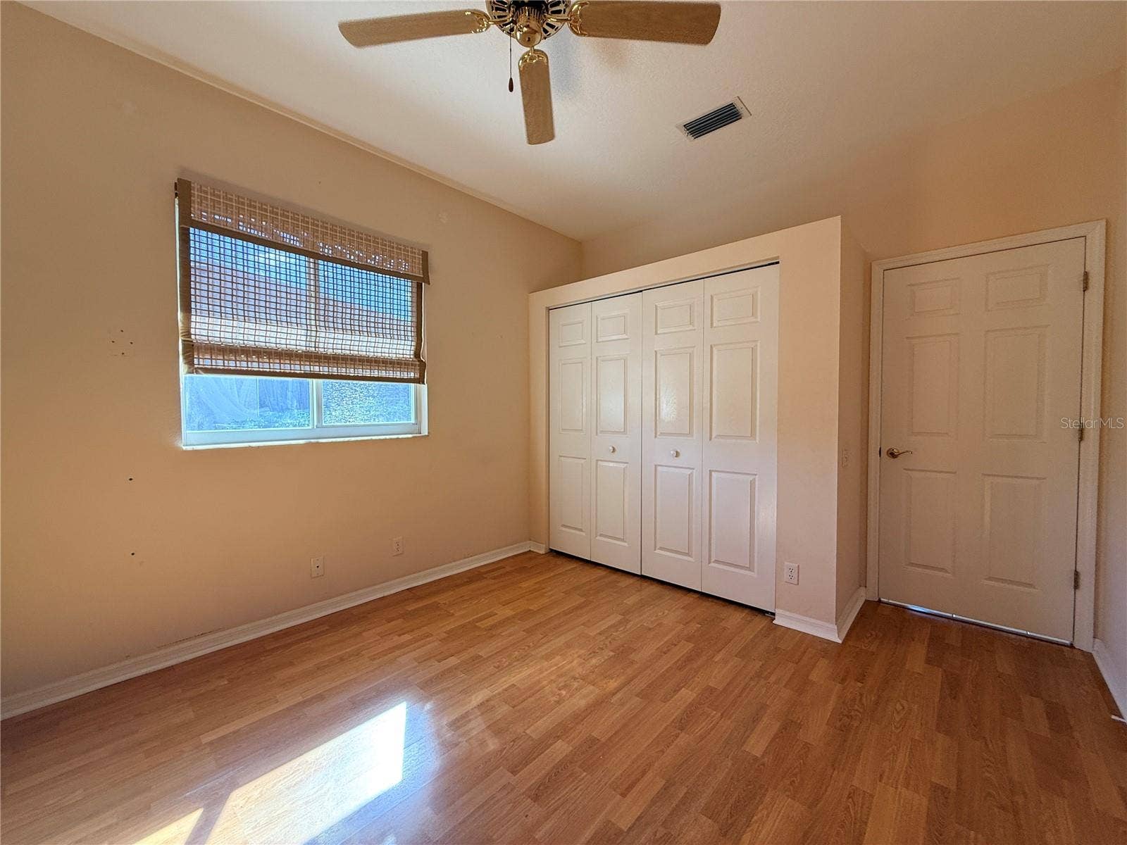 5829 CARRIAGE DRIVE, Sarasota, FL 34243 5829 CARRIAGE DRIVE, Sarasota, FL 34243