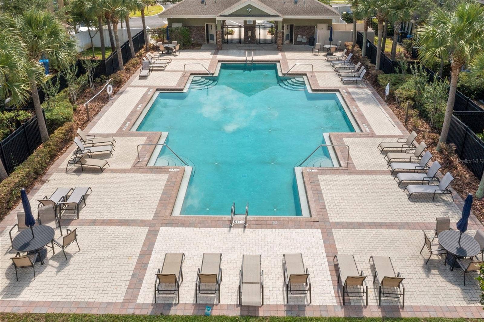2719 GARDEN FALLS DRIVE, Brandon, FL 33511 2719 GARDEN FALLS DRIVE, Brandon, FL 33511