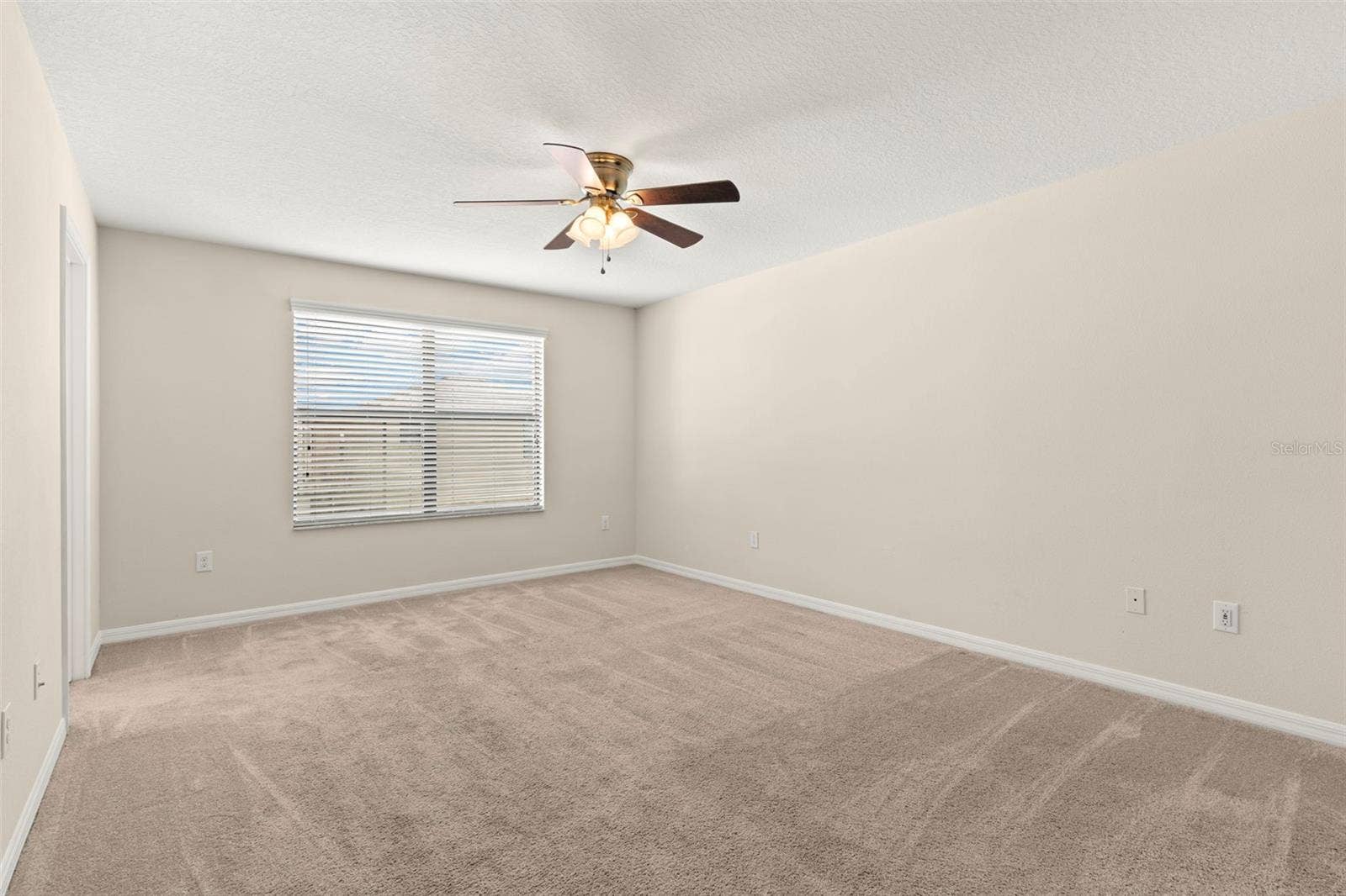 2719 GARDEN FALLS DRIVE, Brandon, FL 33511 2719 GARDEN FALLS DRIVE, Brandon, FL 33511